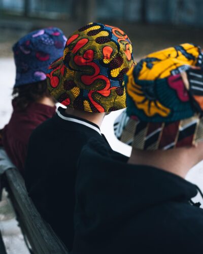 bologna, cappelli artigianali, cappelli colorati, artigianato